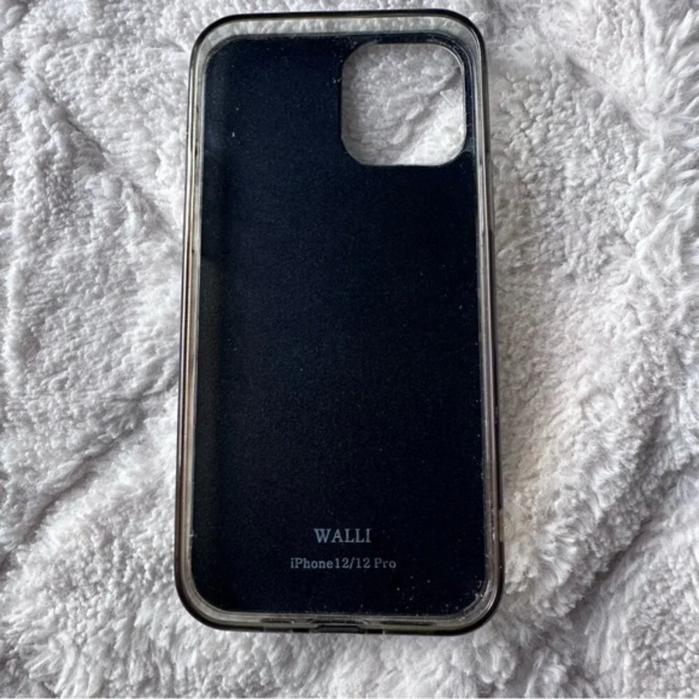 Walli | Blue and White 